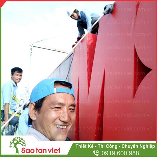logo 3M thi công