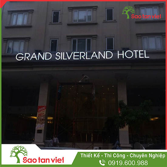 bảng quảng cáo silverland hotel