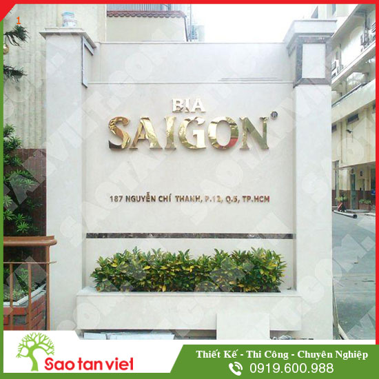 chữ inox vàng làm hộp nổi lắp bàn đá bia sài gòn 2
